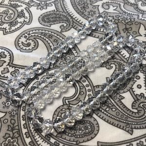 ⬇️ 🌴5 for $20🌴 2 clear beaded bracelets